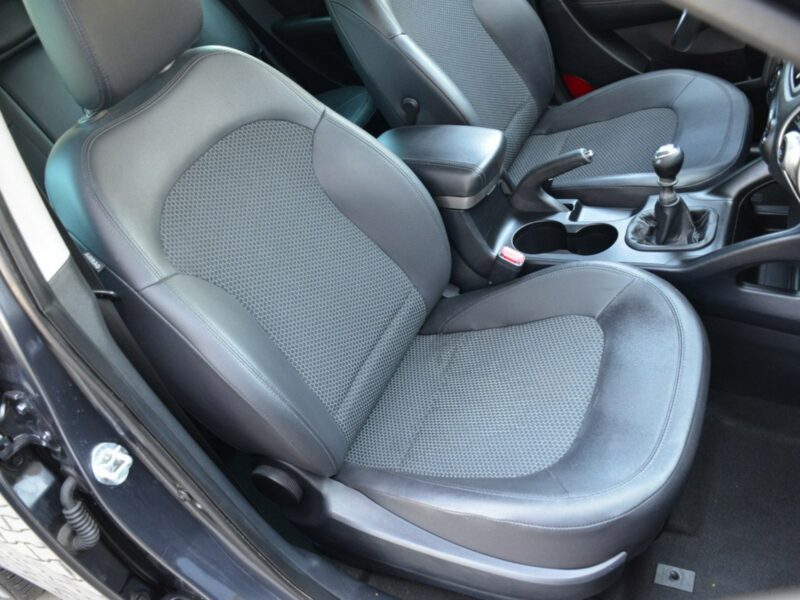Hyundai ix35 2.0CRDi 184KM Serwis Skóra Navi Kamera Gwarancja