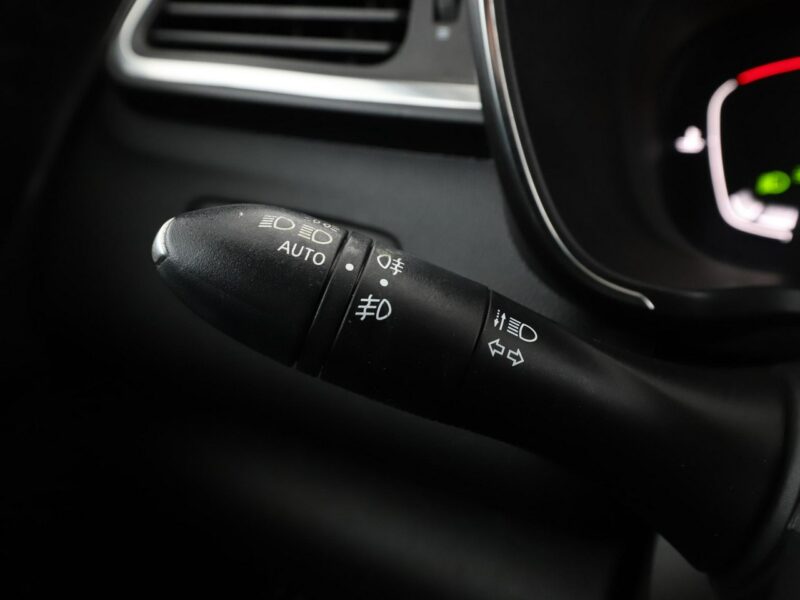 Renault Kadjar Navi, Podg.fotele, kam.cofania, aut.klima, BOSE audio, Bluetooth I (2015-)
