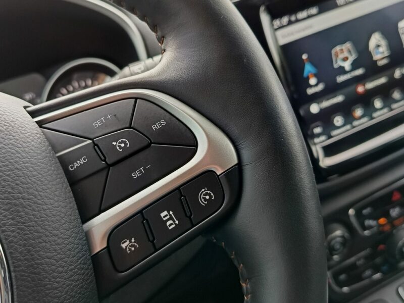 Jeep Compass Limited 1.4 170KM AT 4x4 , NAVI, niski przebieg, wyposażenie II (2016-)