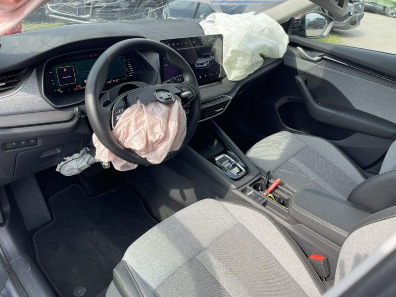 Škoda Octavia Virtual cockpit Podgrzewanie Skóra Kamera 150KM IV (2020-)