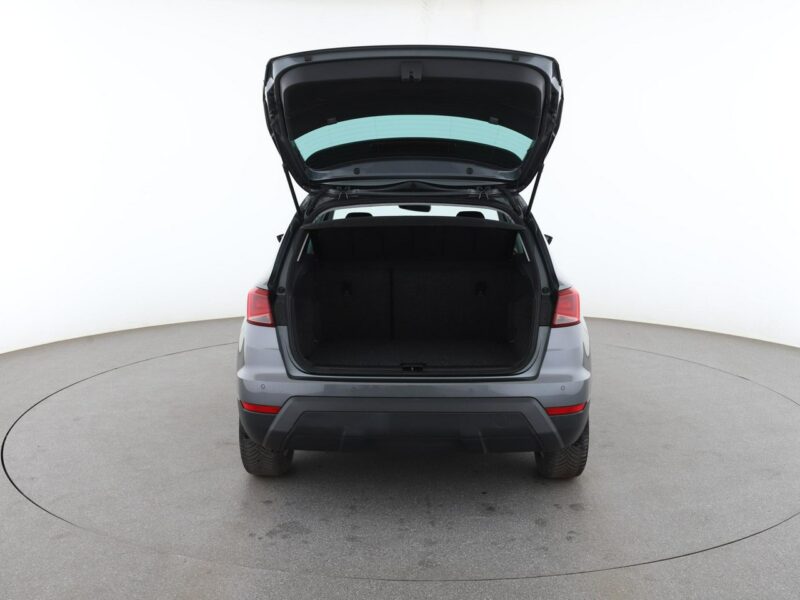 Seat Arona 1.6 TDI Style Climatronic Tempomat Elektryka Multimedia ParkAssist