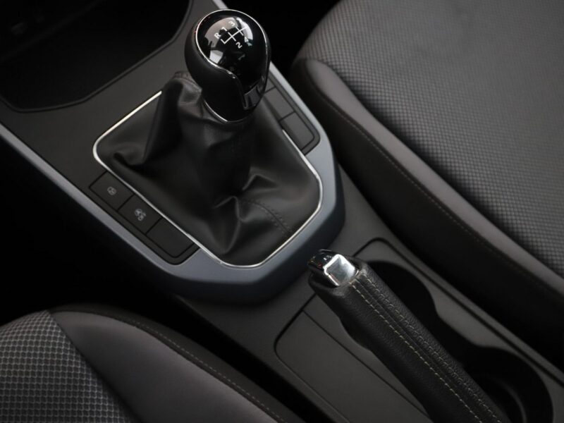 Seat Arona 1.6 TDI Style Climatronic Tempomat Elektryka Multimedia ParkAssist
