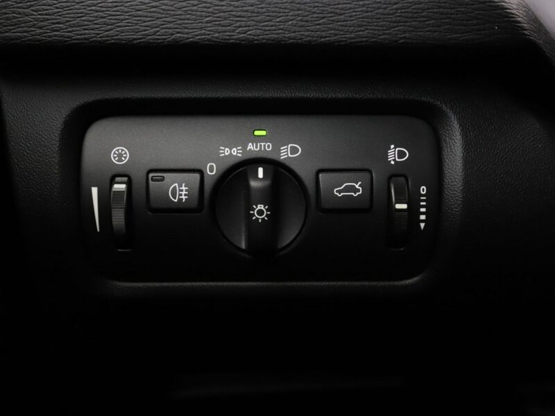Volvo V40 Cross Country CrossCountry PDC tempomat Bluetooth