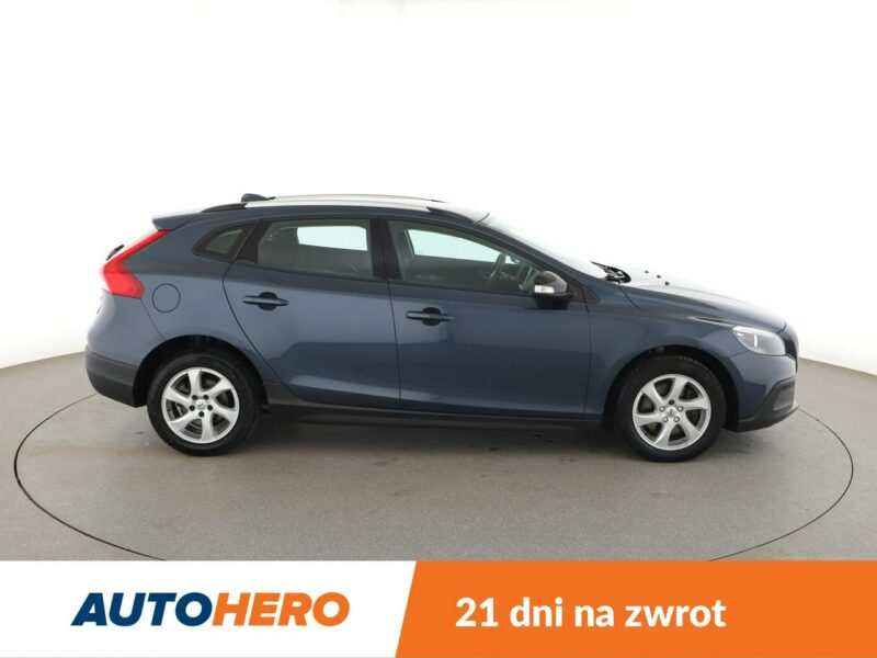 Volvo V40 Cross Country CrossCountry PDC tempomat Bluetooth