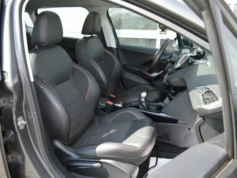 Peugeot 2008 GT-Line 1.2i 100% bezwypadkowy Panoramadach Kamera Navi 71tys.km. I (2013-2019)