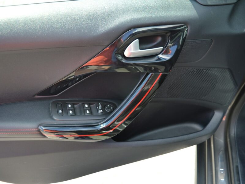 Peugeot 2008 GT-Line 1.2i 100% bezwypadkowy Panoramadach Kamera Navi 71tys.km. I (2013-2019)
