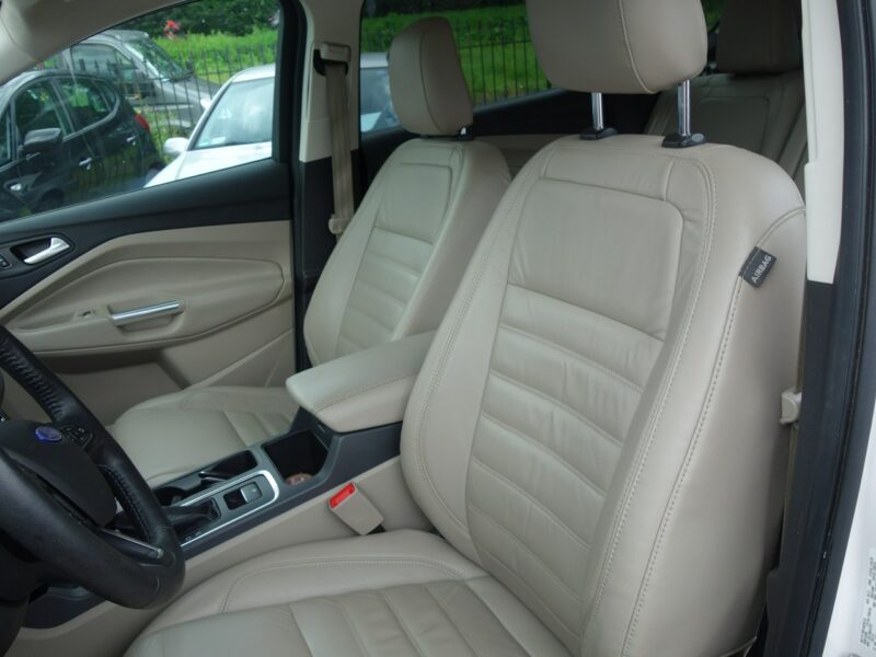 Ford Escape Ford Escape II (2008-)