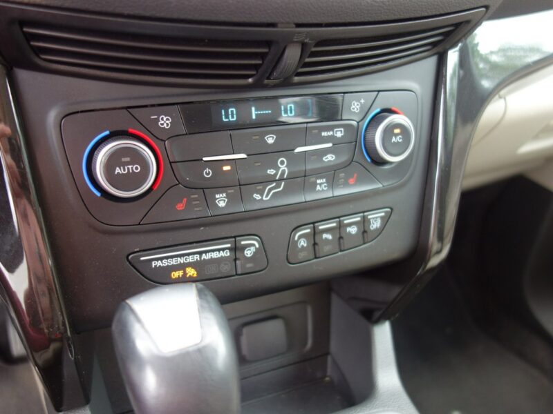 Ford Escape Ford Escape II (2008-)