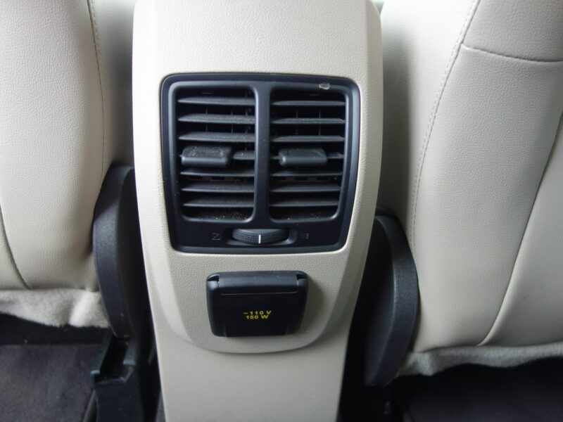 Ford Escape Ford Escape II (2008-)