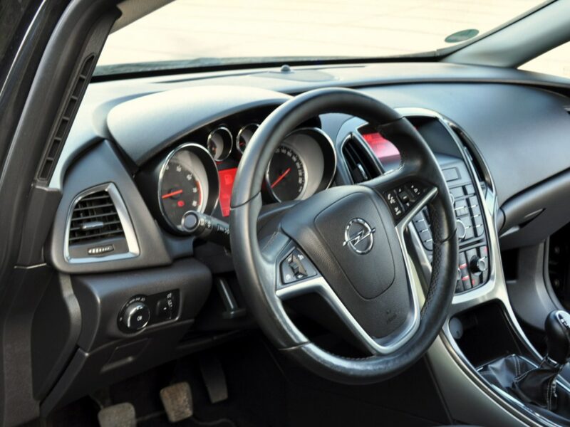 Opel Astra 1.4T(140KM)*Xenon*Led*Activ*Grzana Kierownica*Skóry*2xPDC*Alu17"ASO J (2009-2019)