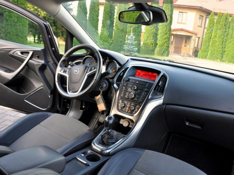 Opel Astra 1.4T(140KM)*Xenon*Led*Activ*Grzana Kierownica*Skóry*2xPDC*Alu17"ASO J (2009-2019)