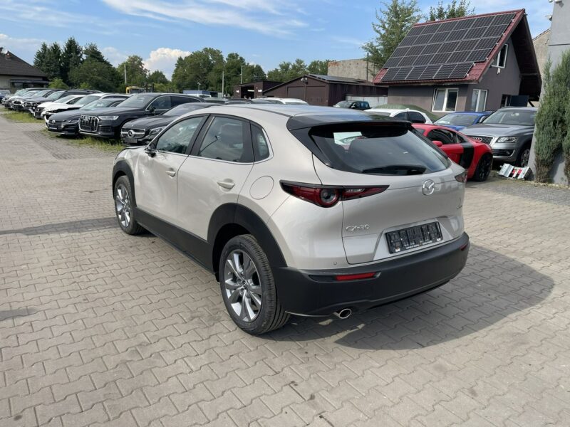 Mazda CX-30 eSkyactivGPodgrzewanie Kamera 140KM