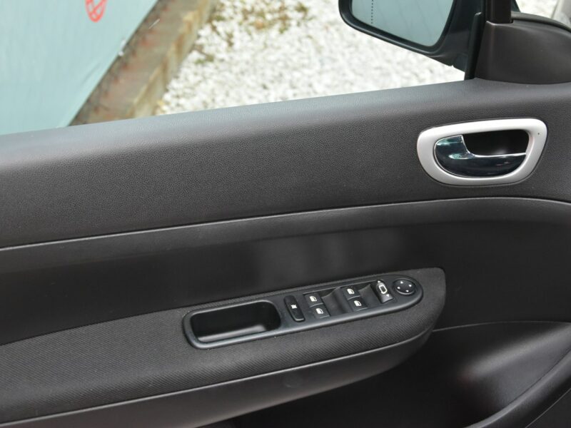Peugeot 307 BENZYNA 2.0 16v 140KM 2008r. Climatronic Alufelgi Isofix Polecam I (2001-2005)
