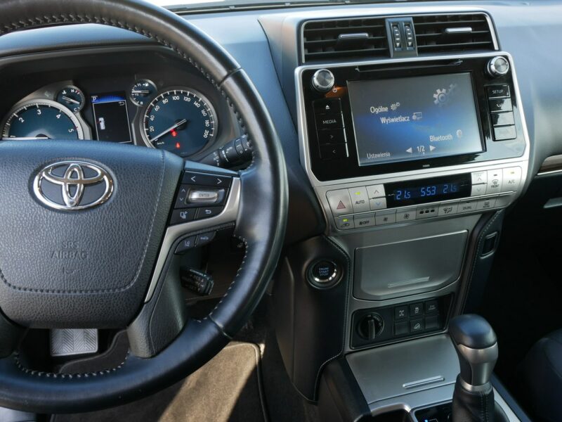 Toyota Land Cruiser 2.8 D-4D 177KM -4x4 -Automat -Kraj -1 Właściciel -Serwis ASO +Opony VII (2017-)