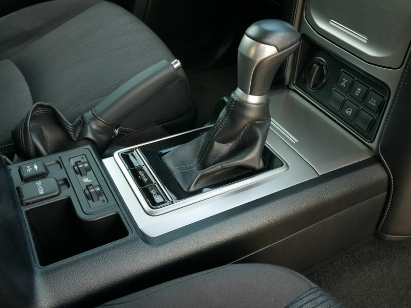 Toyota Land Cruiser 2.8 D-4D 177KM -4x4 -Automat -Kraj -1 Właściciel -Serwis ASO +Opony VII (2017-)