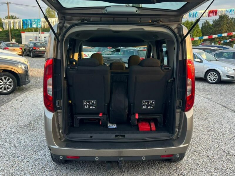 Fiat Doblo 7- os * 1.4 Benz + Fabryczne LPG * Salon PL - I Wł / Gwarancja w cenie II (2009-)