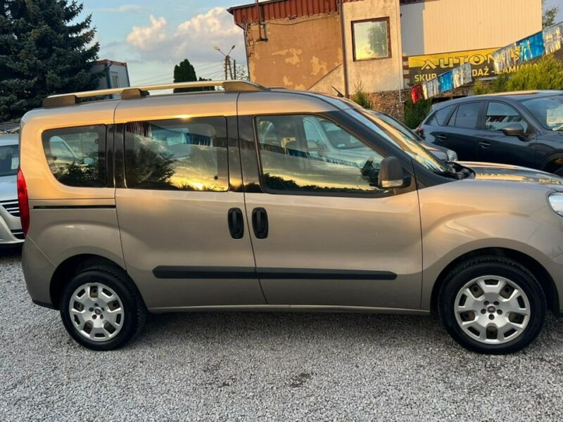 Fiat Doblo 7- os * 1.4 Benz + Fabryczne LPG * Salon PL - I Wł / Gwarancja w cenie II (2009-)