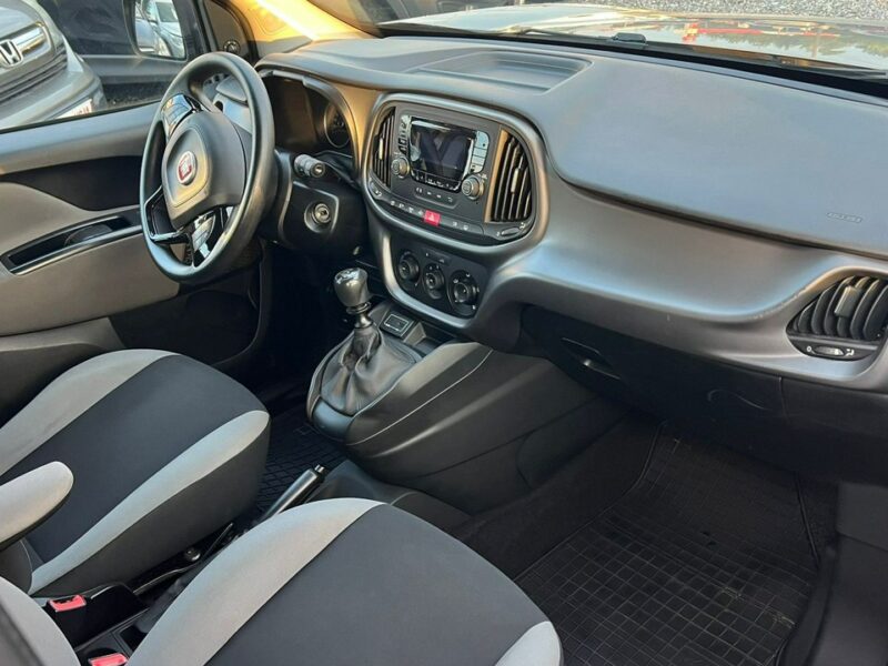 Fiat Doblo 7- os * 1.4 Benz + Fabryczne LPG * Salon PL - I Wł / Gwarancja w cenie II (2009-)