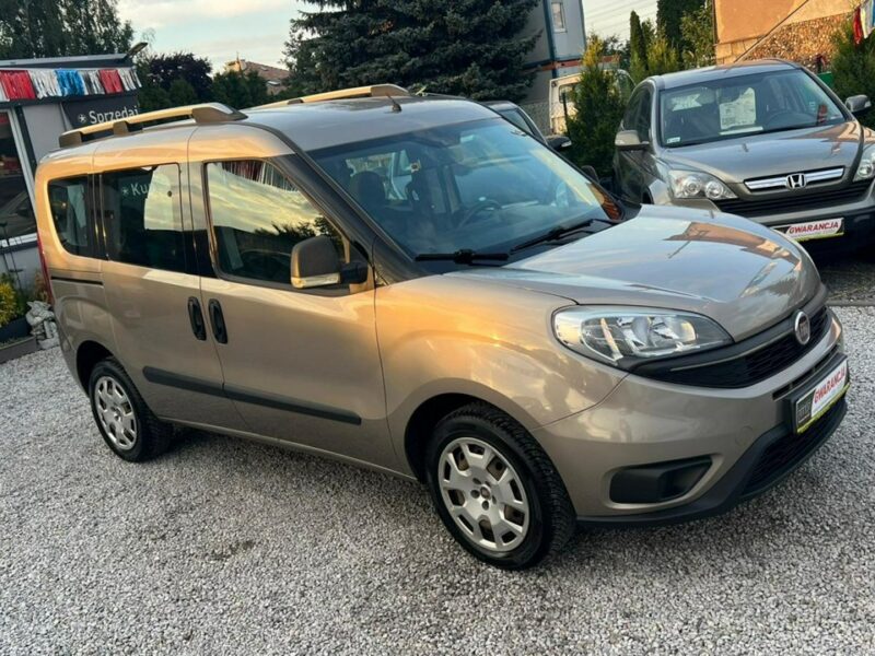 Fiat Doblo 7- os * 1.4 Benz + Fabryczne LPG * Salon PL - I Wł / Gwarancja w cenie II (2009-)