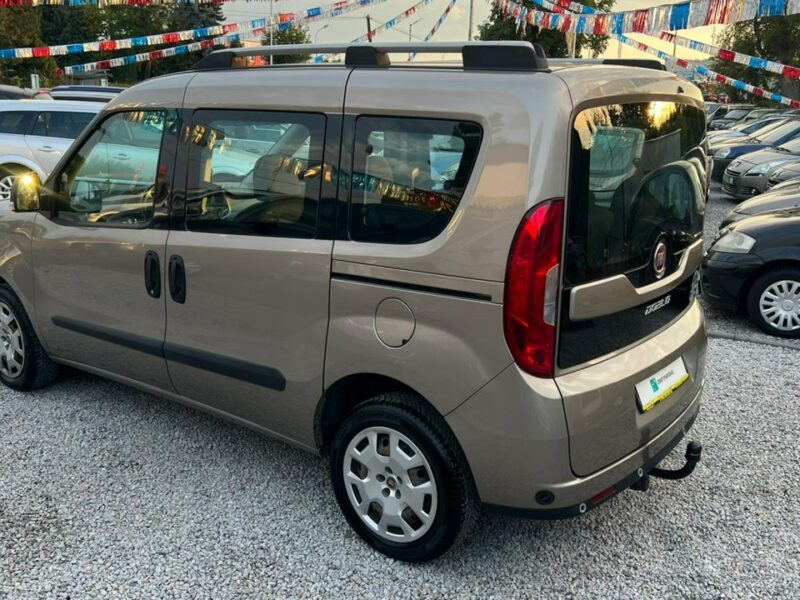 Fiat Doblo 7- os * 1.4 Benz + Fabryczne LPG * Salon PL - I Wł / Gwarancja w cenie II (2009-)