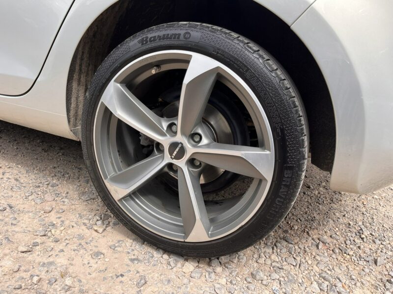 Volkswagen Golf 1.2 Climatronic 6biegów Alu Bez Rdzy Stan BDB Bezwypadk Opłacony VI (2008-2012)