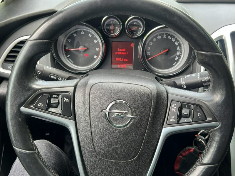 Opel Astra Opel Astra Opłacony Benzyna Bezwypadkowy TOP J (2009-2019)