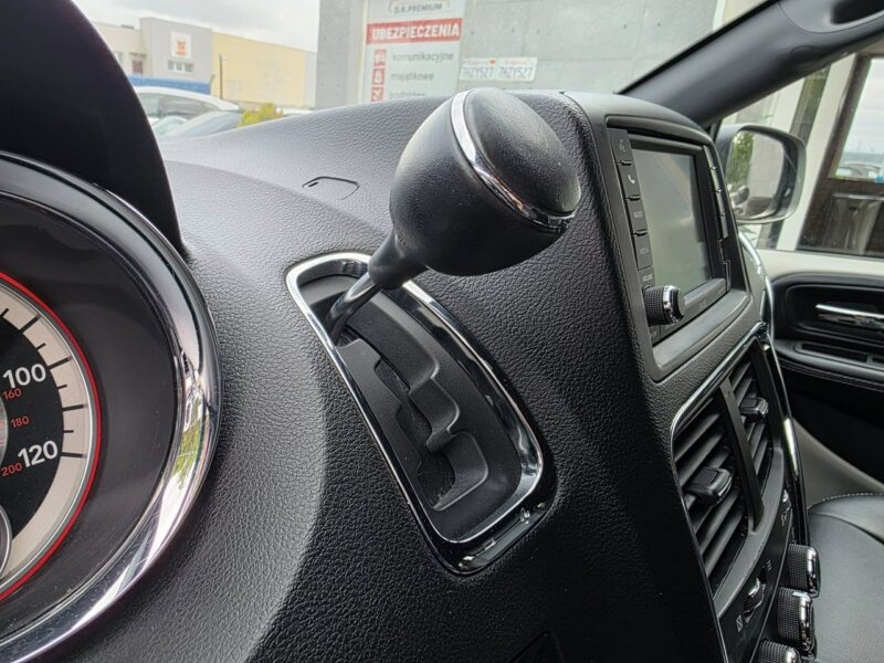 Dodge Grand Caravan 3.6 Benzyna 286 KM, Klimatyzacja, Alufelgi, El. Drzwi i Klapa, Kamera V (2007-)