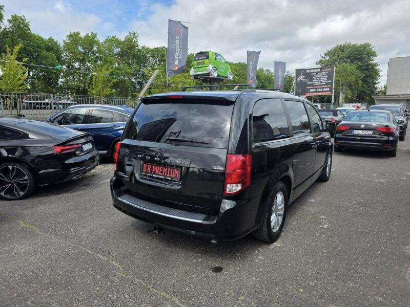 Dodge Grand Caravan 3.6 Benzyna 286 KM, Klimatyzacja, Alufelgi, El. Drzwi i Klapa, Kamera V (2007-)