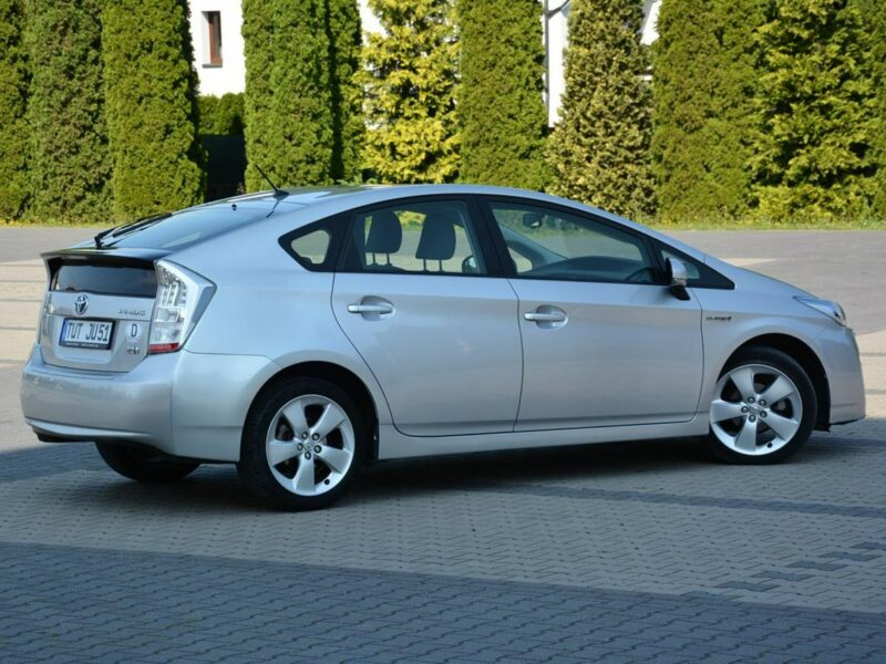 Toyota Prius 108 Przebieg Xenon Keyless go Head Up Oryginał IV (2009-)