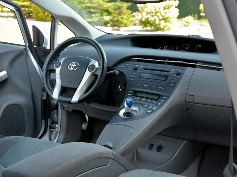 Toyota Prius 108 Przebieg Xenon Keyless go Head Up Oryginał IV (2009-)