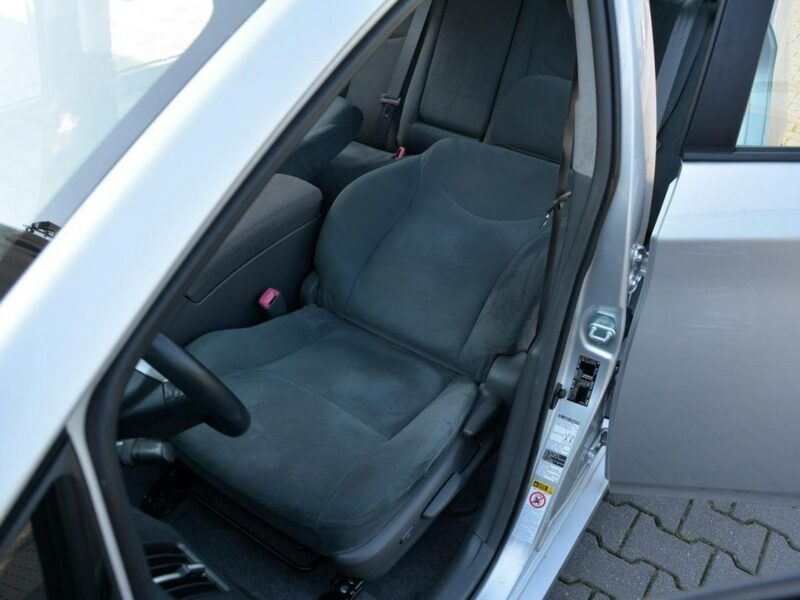 Toyota Prius 108 Przebieg Xenon Keyless go Head Up Oryginał IV (2009-)