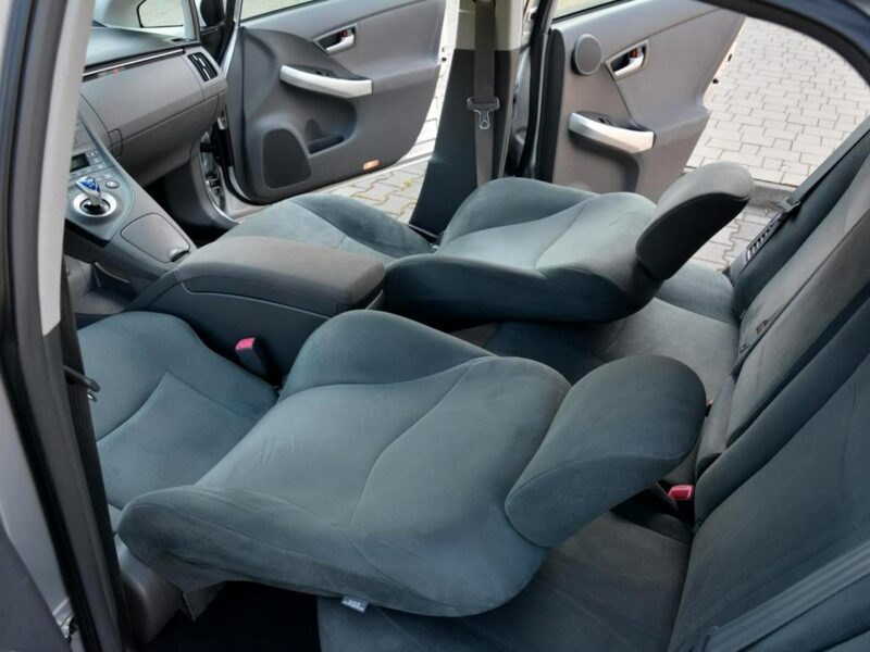 Toyota Prius 108 Przebieg Xenon Keyless go Head Up Oryginał IV (2009-)