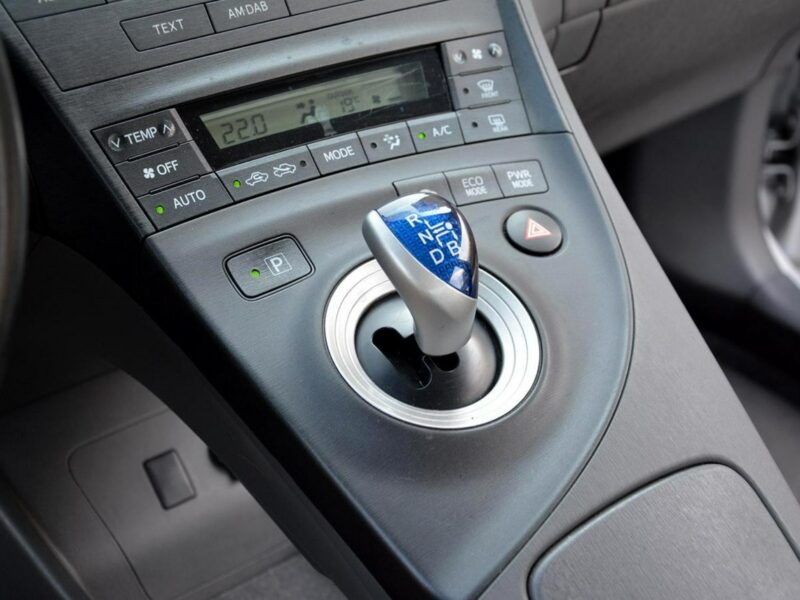 Toyota Prius 108 Przebieg Xenon Keyless go Head Up Oryginał IV (2009-)