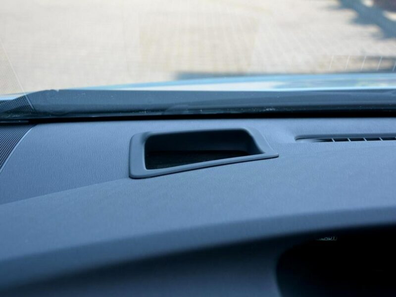 Toyota Prius 108 Przebieg Xenon Keyless go Head Up Oryginał IV (2009-)