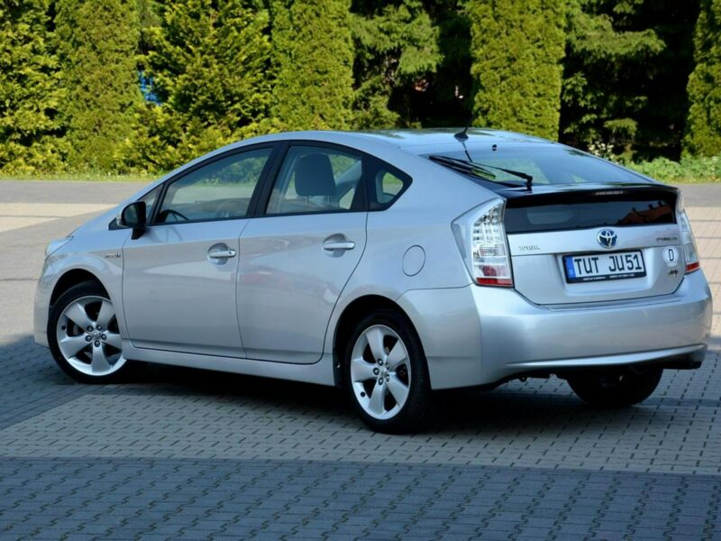Toyota Prius 108 Przebieg Xenon Keyless go Head Up Oryginał IV (2009-)