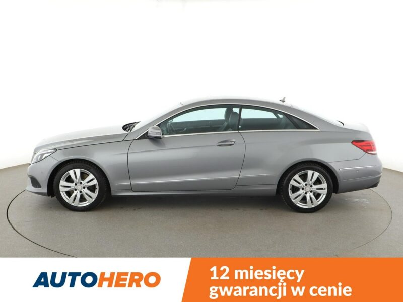 Mercedes E 250 półskóra, navi full LED klima auto grzane fotele czujnki parkowania W212 (2009-)