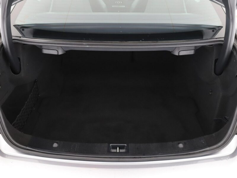 Mercedes E 250 półskóra, navi full LED klima auto grzane fotele czujnki parkowania W212 (2009-)