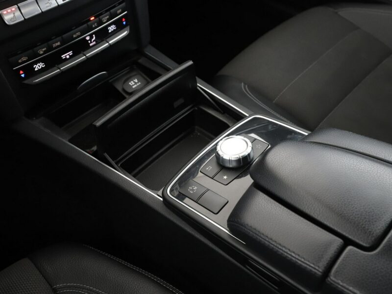 Mercedes E 250 półskóra, navi full LED klima auto grzane fotele czujnki parkowania W212 (2009-)