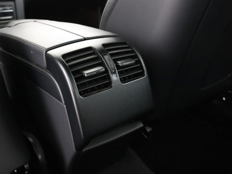 Mercedes E 250 półskóra, navi full LED klima auto grzane fotele czujnki parkowania W212 (2009-)
