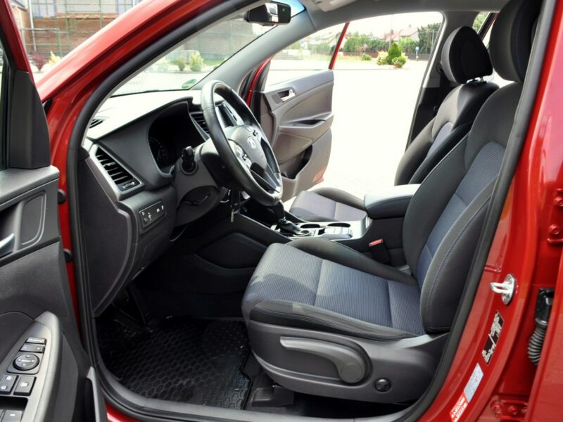 Hyundai Tucson 2.0CRDi(136KM)*4WD*Led*Navi*Kamera*Grzana Kierowni*Welur*Reling*Alu17" III (2015-2020)