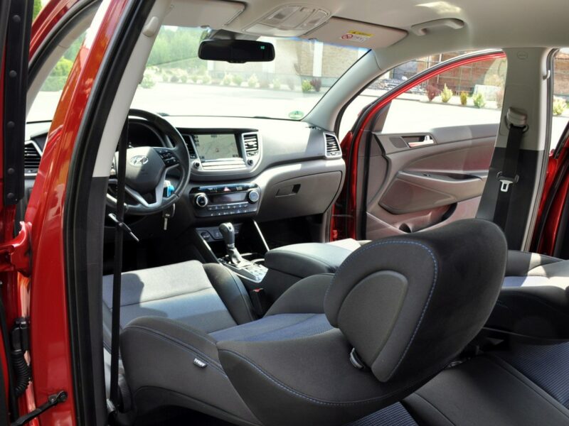 Hyundai Tucson 2.0CRDi(136KM)*4WD*Led*Navi*Kamera*Grzana Kierowni*Welur*Reling*Alu17" III (2015-2020)