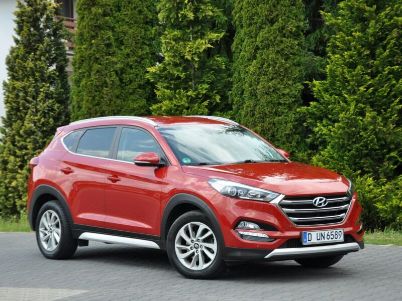 Hyundai Tucson 2.0CRDi(136KM)*4WD*Led*Navi*Kamera*Grzana Kierowni*Welur*Reling*Alu17" III (2015-2020)
