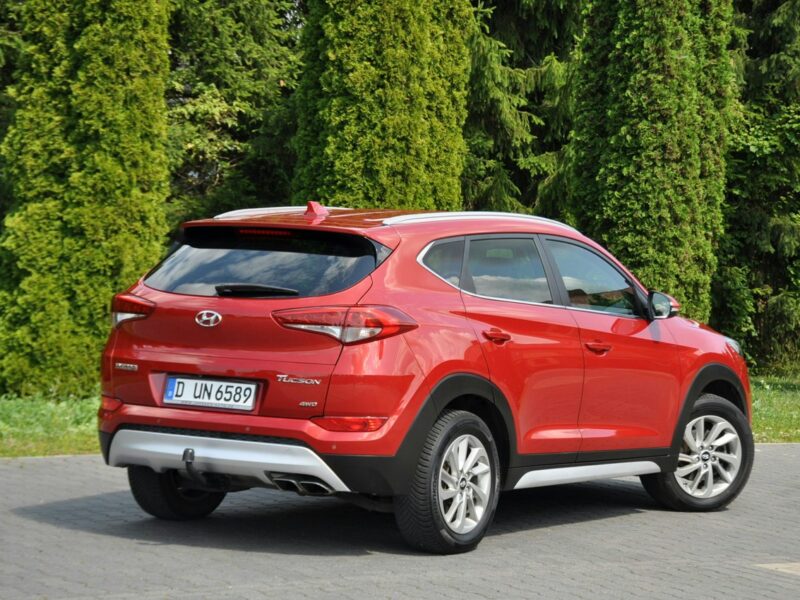 Hyundai Tucson 2.0CRDi(136KM)*4WD*Led*Navi*Kamera*Grzana Kierowni*Welur*Reling*Alu17" III (2015-2020)