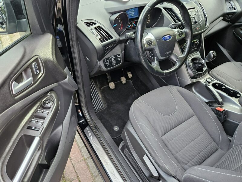 Ford Kuga Klima x 2 / Podgrzewane fotele + szyba / 6 biegów / START/STOP II (2012-)