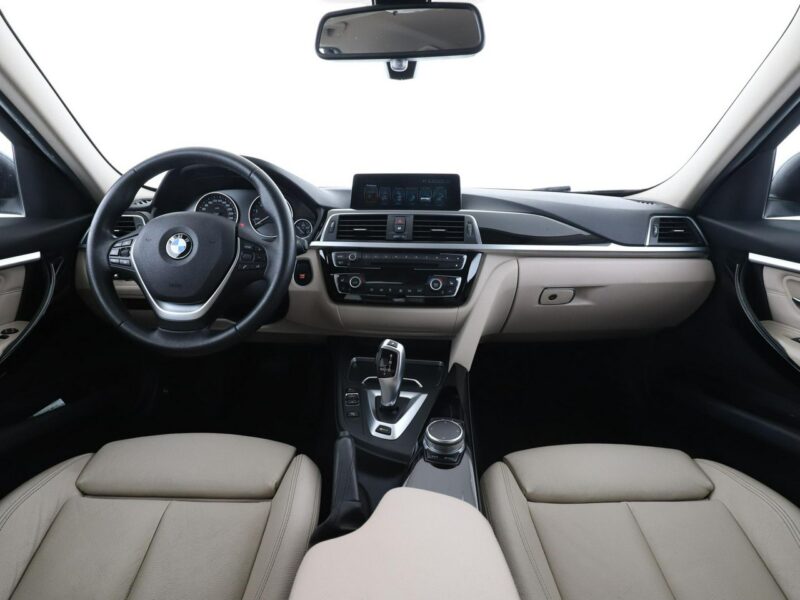 BMW 330 GRATIS! Pakiet Serwisowy o wartości 600 zł! F30 (2012-)