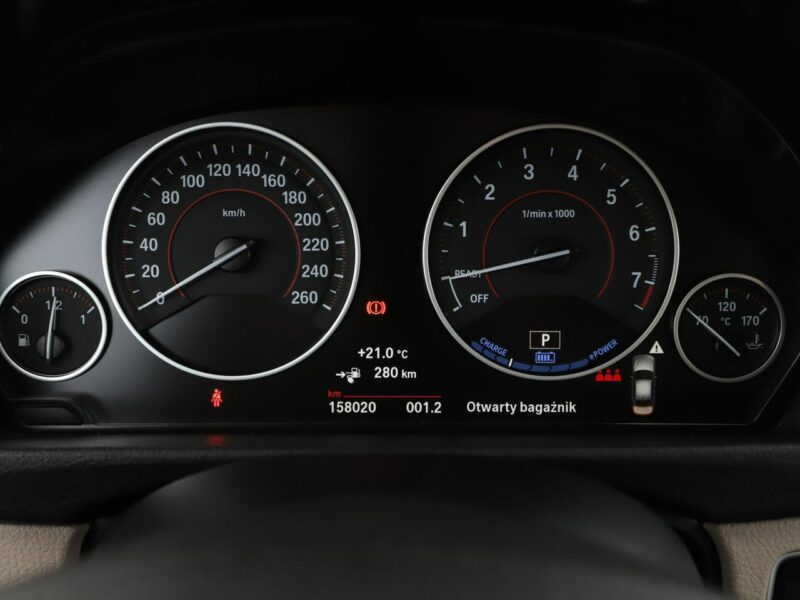 BMW 330 GRATIS! Pakiet Serwisowy o wartości 600 zł! F30 (2012-)