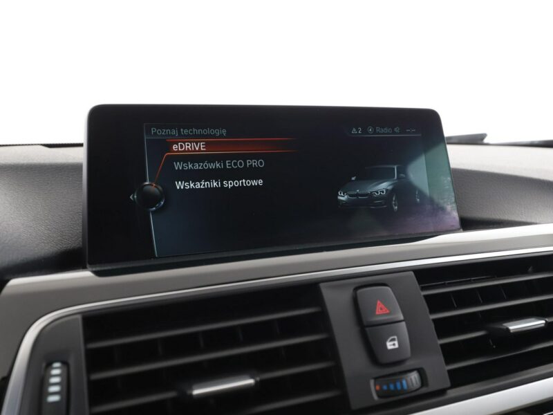 BMW 330 GRATIS! Pakiet Serwisowy o wartości 600 zł! F30 (2012-)