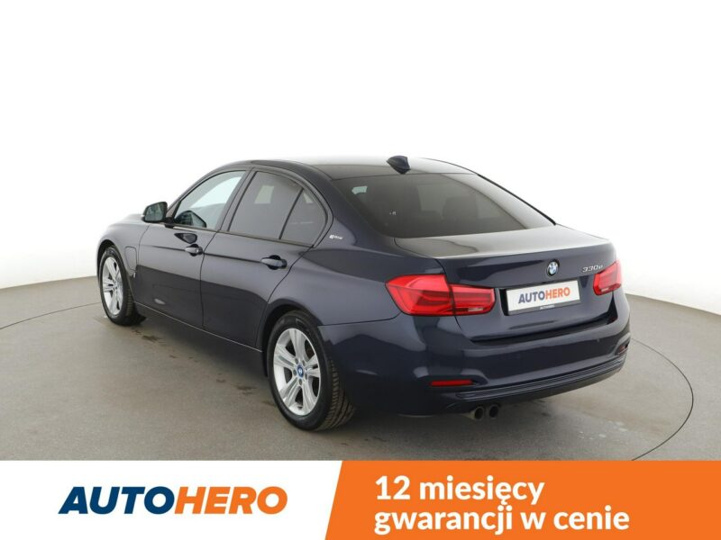 BMW 330 GRATIS! Pakiet Serwisowy o wartości 600 zł! F30 (2012-)