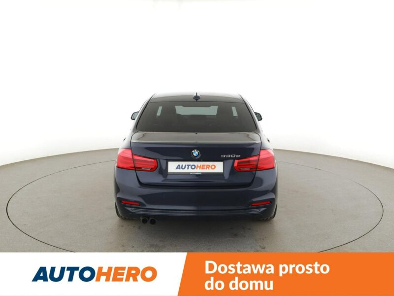 BMW 330 GRATIS! Pakiet Serwisowy o wartości 600 zł! F30 (2012-)
