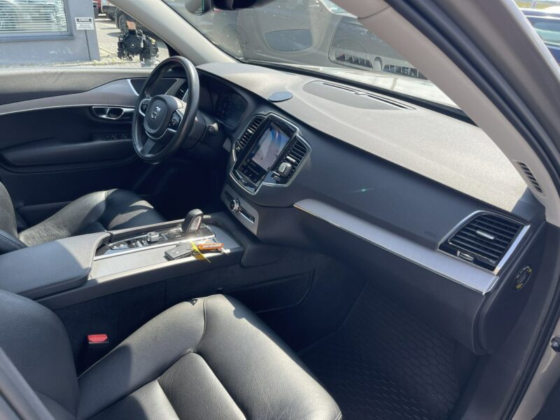 Volvo XC 90 D5 AWD Momentum Virtual Podgrzewanie II (2014-)